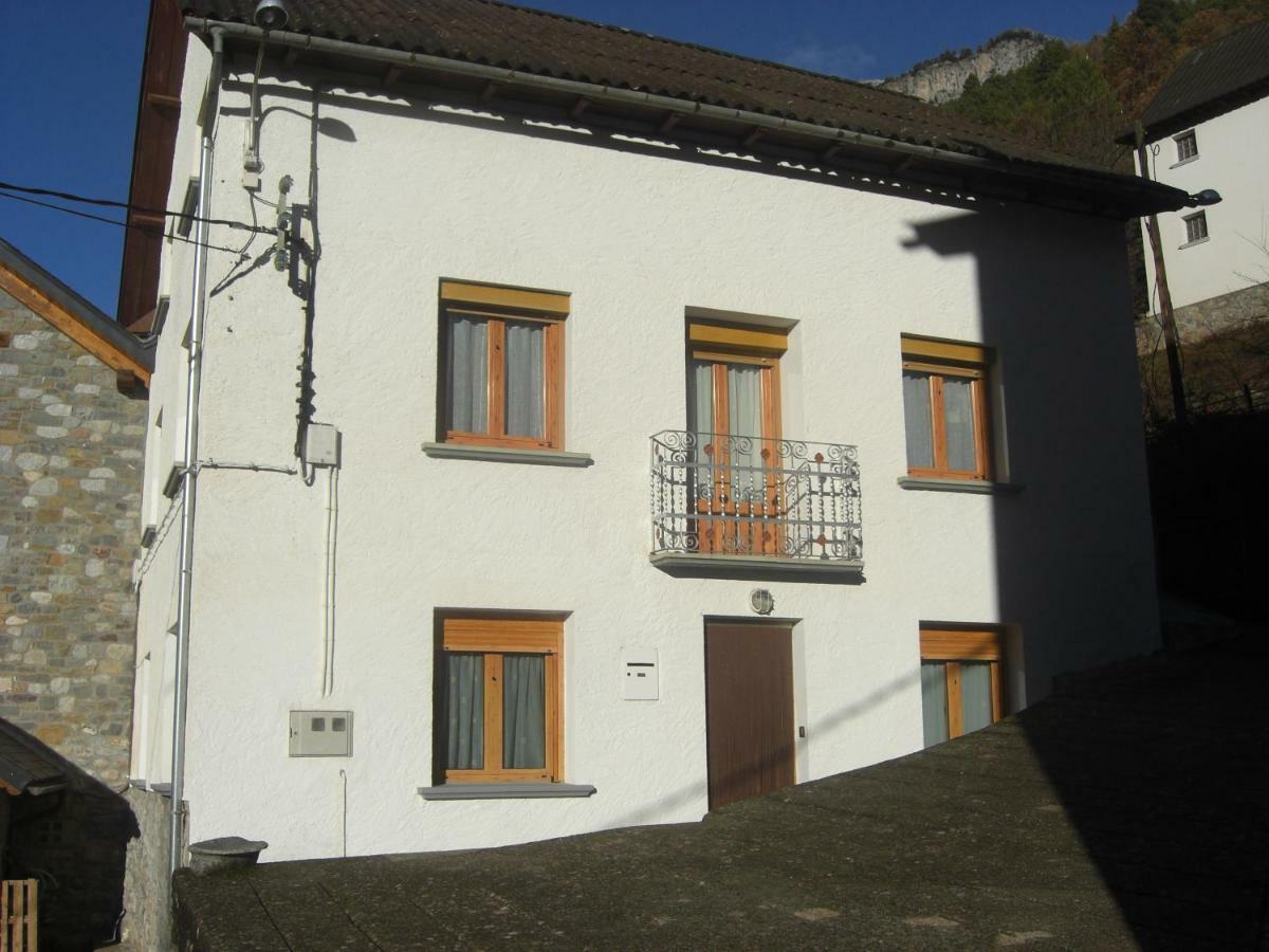 Vivienda Lanzón Salinas de Bielsa Exterior foto